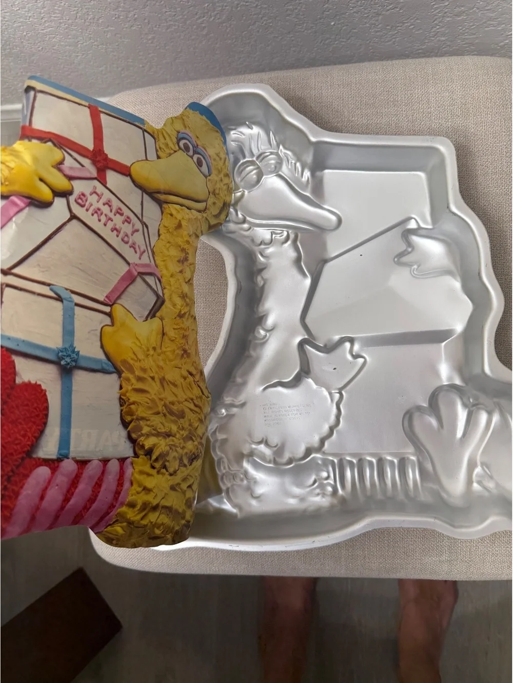 1978 Wilton big bird cake pan Sesame Street